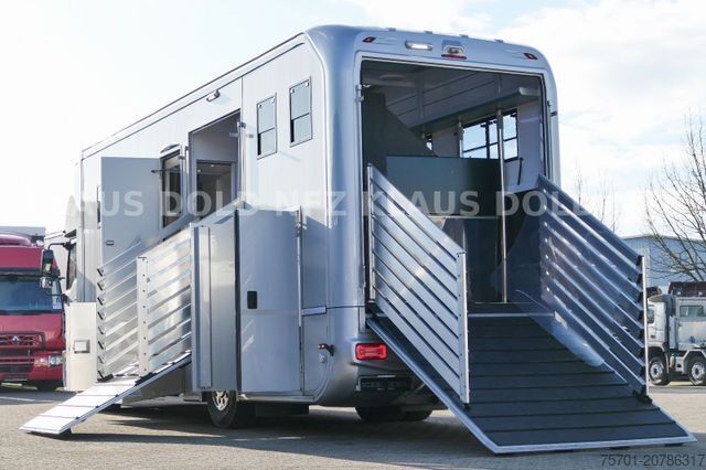 Viehtransporter LKW MAN TGM 18.290 Pferdetransport Wohnwagen Slide-Out