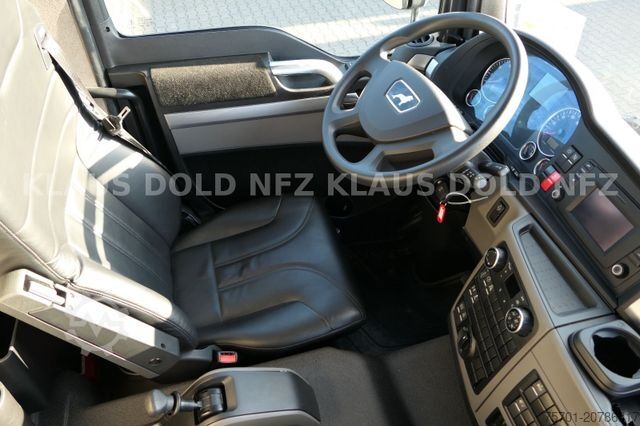 Viehtransporter LKW MAN TGM 18.290 Pferdetransport Wohnwagen Slide-Out