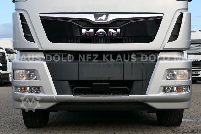 Viehtransporter LKW MAN TGM 18.290 Pferdetransport Wohnwagen Slide-Out