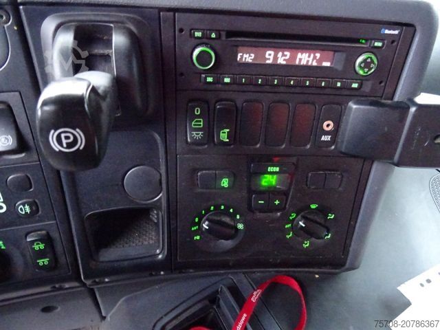 Box truck SCANIA P 320*7,3m Schwenkwand*Lift/Lenk*LBW*2x AHK*Diff