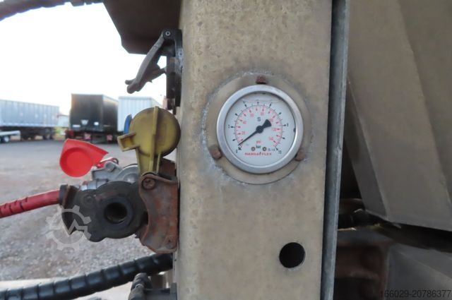 Kipper Auflieger BENALU Landliner 50 m³