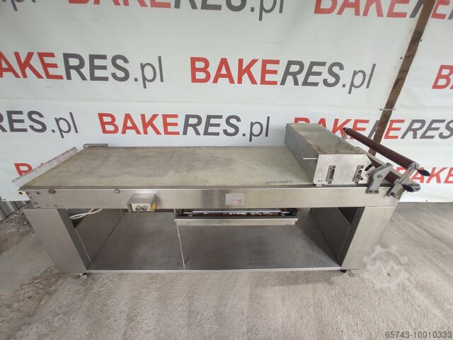 Line for cutting croissants , puff pastr Fritsch