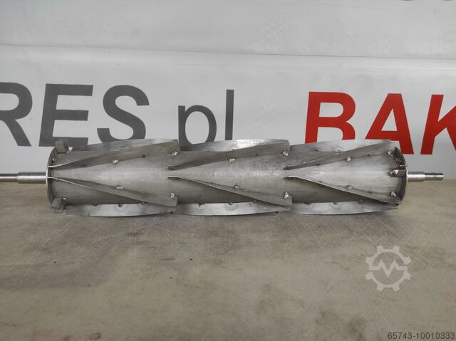 Line for cutting croissants , puff pastr Fritsch