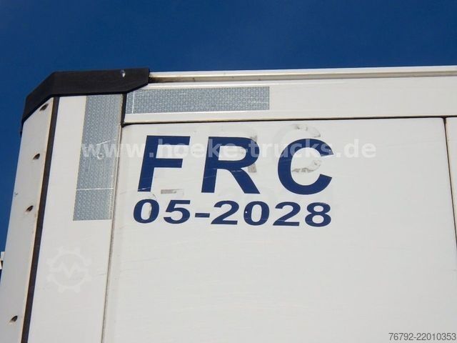 Reefer semitrailer SCHMITZ CARGOBULL SKO 24/L FP45 Multitemp/Doppelst/Thermo-King/LBW