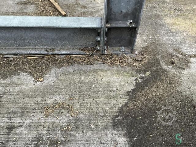 Cantilever racking  Stow Stow 