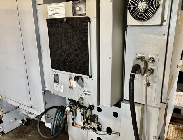 Vertikales Bearbeitungszentrum Mori Seiki NV5000A