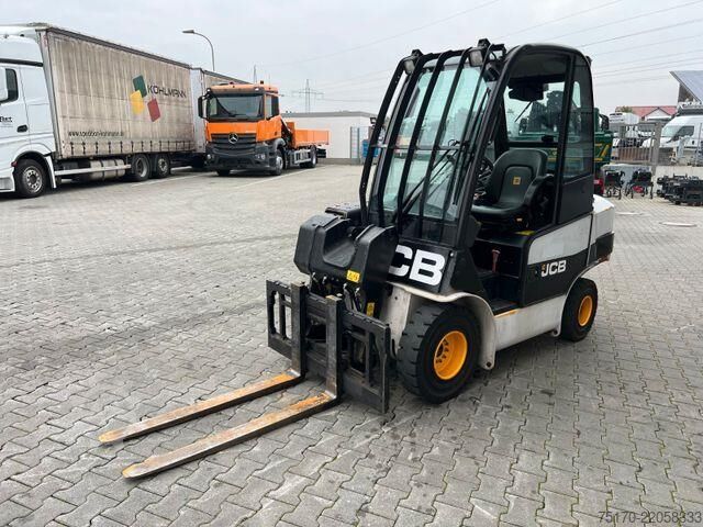 Telescopic loader JCB TLT 30D Teletruck 2WD / nur 1.948h!
