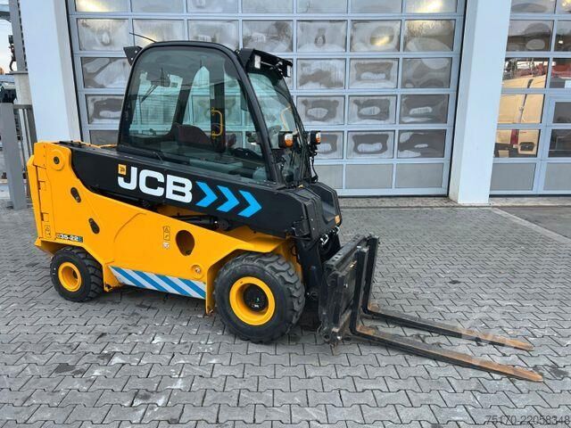 Forklift JCB TLT 35-22E Teletruck / nur 131h! / 2022 / SS