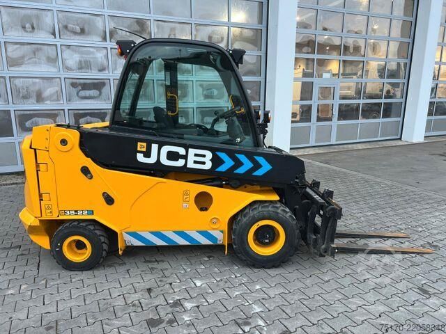 Forklift JCB TLT 35-22E Teletruck / nur 131h! / 2022 / SS