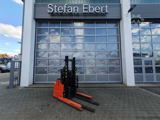 High-lift order picker forklift Toyota RWE 120 / Schubmaststapler / Duplex:2.9m / 257h!
