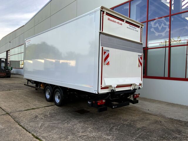 Box trailer Möslein TK0105D-L Weiß  Tandem Koffer, Ladebordwand 1,5 t + DurchladbarNeufahrzeug --