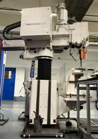 Schnellradialbohrmaschine Donau Flex 145