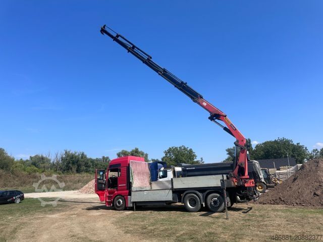 Flatbed truck MAN TGX 26.400FG 6x2   Palfinger 36002