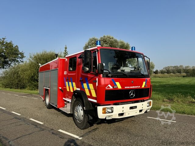 Fire truck MERCEDES 1124 EURO2 1996 MERCEDES-BENZ 1124