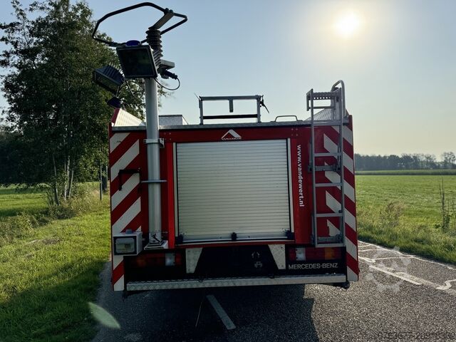 Fire truck MERCEDES 1124 EURO2 1996 MERCEDES-BENZ 1124