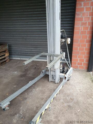 Böcker cargo lift Böcker LH 710