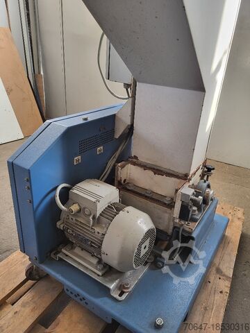Cutting mill 3 kW TRIA 22-20/BL-T