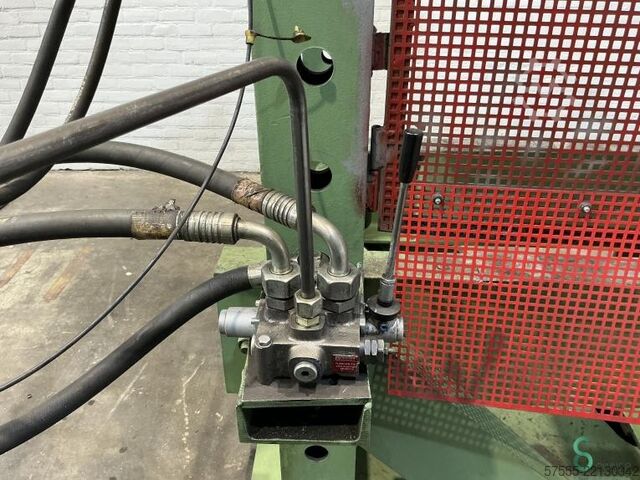 Hydraulic presses  Linde HPR 200t D=1900mm 2009 Linde 