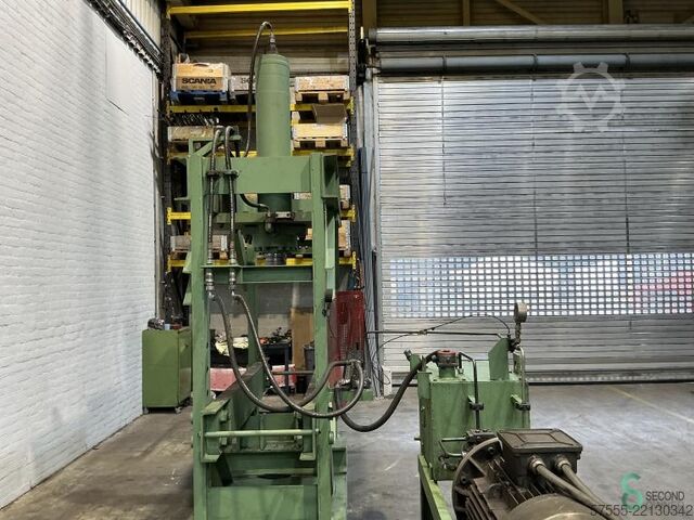 Hydraulic presses  Linde HPR 200t D=1900mm 2009 Linde 