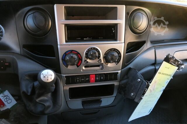 Box van iveco Daily 35 S11 C30C AUTOMATIK KAMERA Regale LUFT