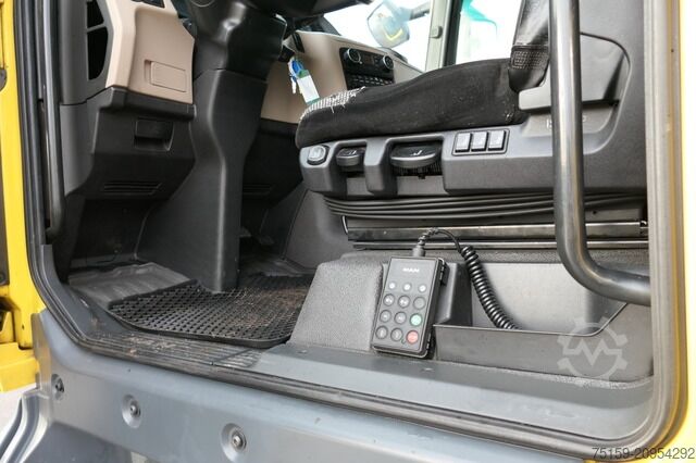 Swap body truck man TGX 26.420 6x2 KLIMA AHK Lenkachse