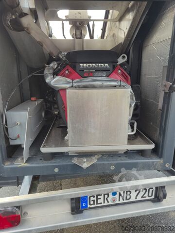 Mobilkran Böcker AHK 36/2400