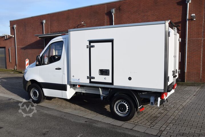 Commercial vehicle Mercedes-Benz Sprinter  317 Tiefkühkoffer -20 Stand Fahrk Navi
