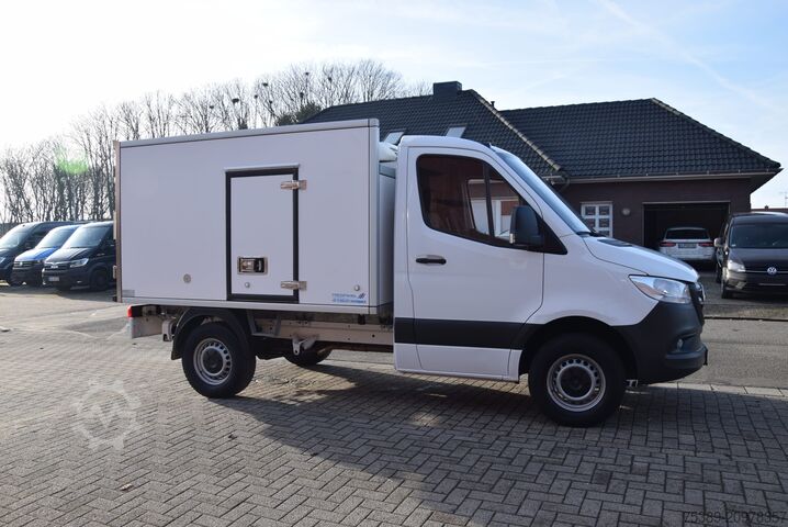 Commercial vehicle Mercedes-Benz Sprinter  317 Tiefkühkoffer -20 Stand Fahrk Navi