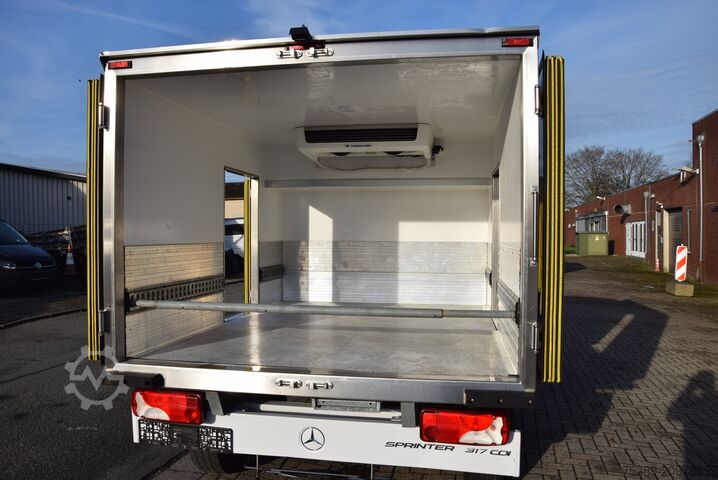 Commercial vehicle Mercedes-Benz Sprinter  317 Tiefkühkoffer -20 Stand Fahrk Navi