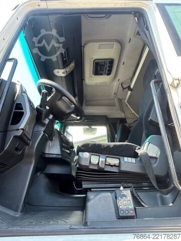 Standard tractor unit MAN TGX 18.480 4X2 EURO 6, RETARDER, STANDKLIMA,