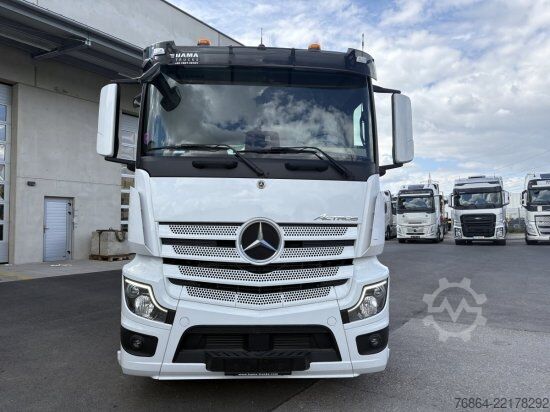 Tipper truck MERCEDES-BENZ ACTROS 2551 6X2, PALFINGER-ABROLLKIPPER MIT SCHROTTKRAN,  LENK-LIFTACHSE, EURO 6