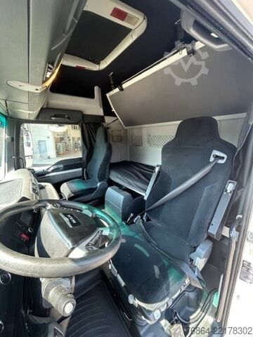 Standard tractor unit MAN TGX 18.440 4X2 EURO 6, RETARDER