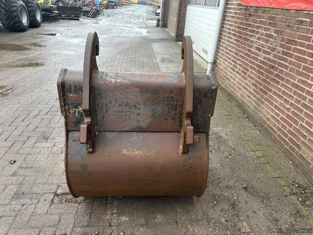 Bucket  Dieplepelbak