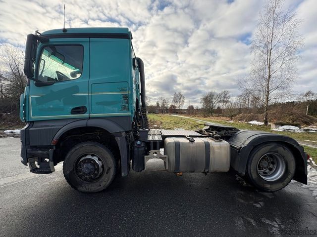 Standard tractor unit MERCEDES-BENZ 1846 HAD Arocs / 4x4x