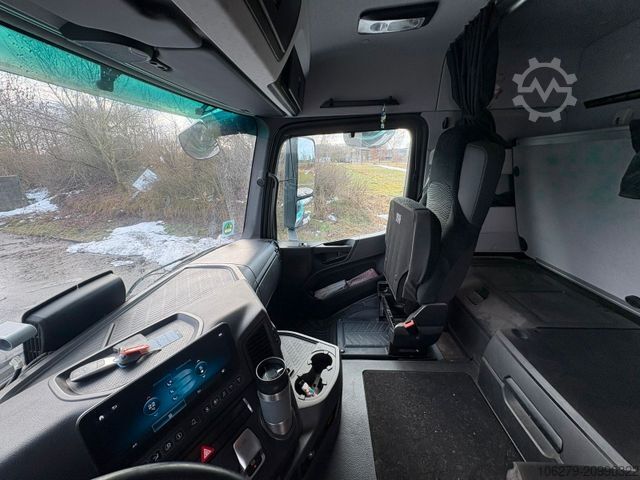 Standard tractor unit MERCEDES-BENZ 1846 HAD Arocs / 4x4x