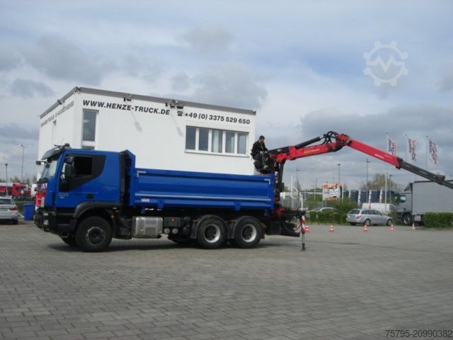 Tipper truck IVECO TRACKER 260T50 6x4 3-Achs Kipper Heckkran Espilo