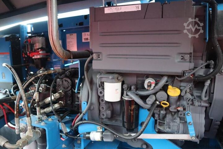 Teleskopbühne Genie S45XC Valid inspection, *Guarantee! 15.5m Working