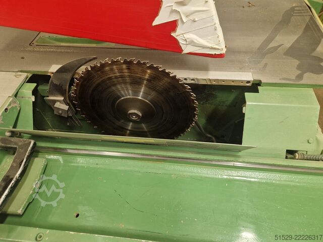 Sliding table saw Martin T70