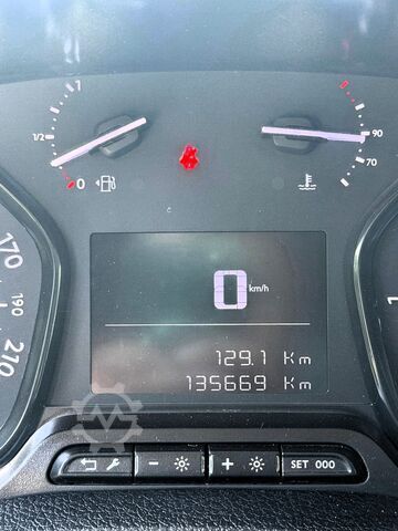 Isolierter Mini-Van mit Kühlaggregat TOYOTA PROACE LONG 2.0 DIESEL