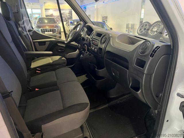 Pick-up van RENAULT Master DoKa Pritsche *7-Sitzer*Tüv NEU*AHK*Klima