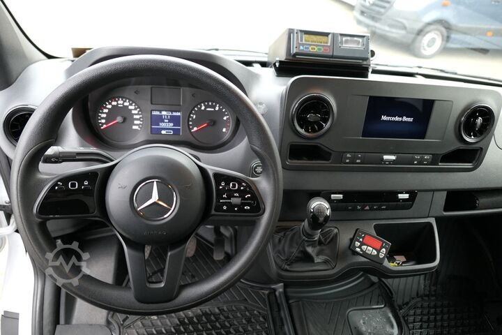 Refrigerator body van MERCEDES-BENZ Sprinter 317CDI Maxi Tiefkühlkasten Klima Navi