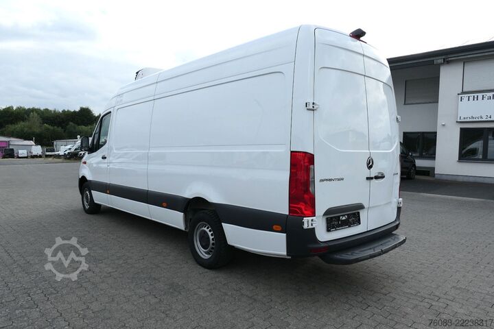 Refrigerator body van MERCEDES-BENZ Sprinter 317CDI Maxi Tiefkühlkasten Klima Navi