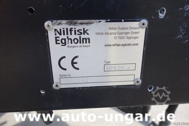Municipal vehicle Nilfisk CR3500 Wasserfass mit Pumpe + Schlauchha