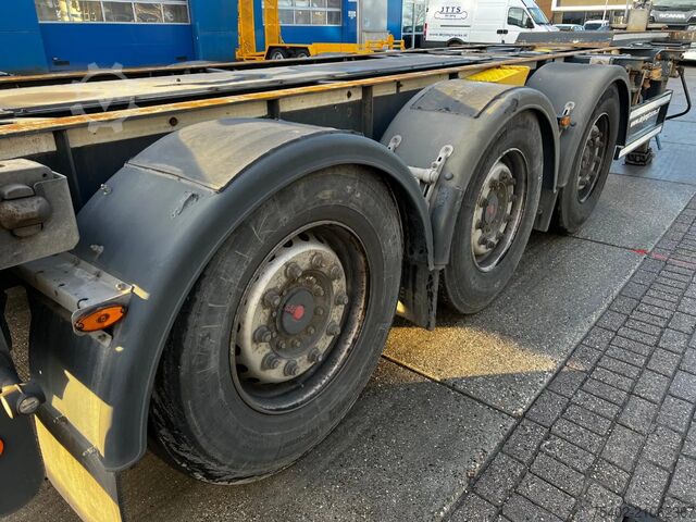 Container transport Renders Euro 800 3DFCST / Container Chassis / 45FT / 1x...