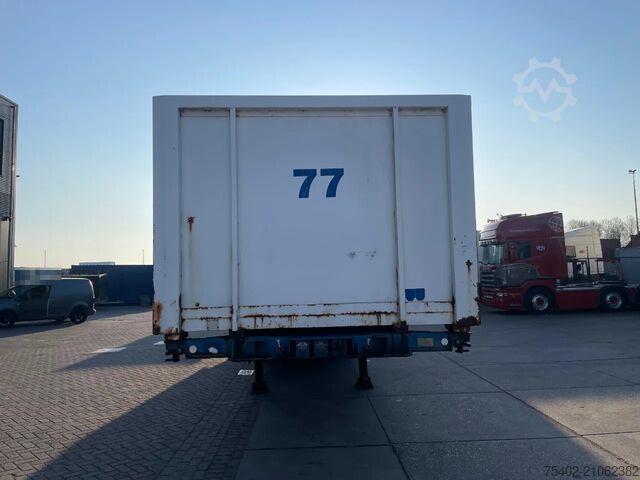 Plattformanhänger Renders / Aluminium Borden / Hardwood Floor / Mercedes ...