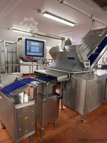 Schneide- und Verpackungslinien für gegartes Fleisch Weber and Multivac CCS405 and R535