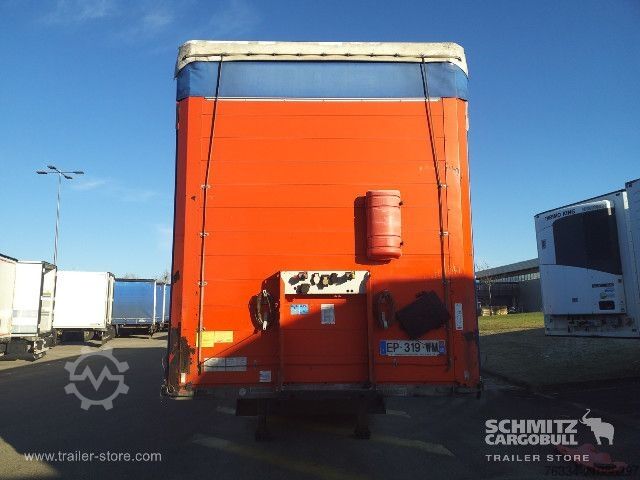 Auflieger mit Pritsche & Plane Schmitz Cargobull Semitrailer Curtainsider Standard