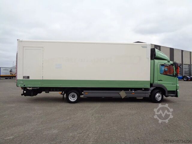 Suitcase Mercedes-Benz Atego 822 Atego 822 + Euro 5 + Dhollandia lift