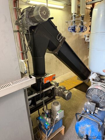 Woodchip boiler Fröling Lambdamat 500