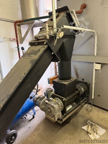 Woodchip boiler Fröling Lambdamat 500